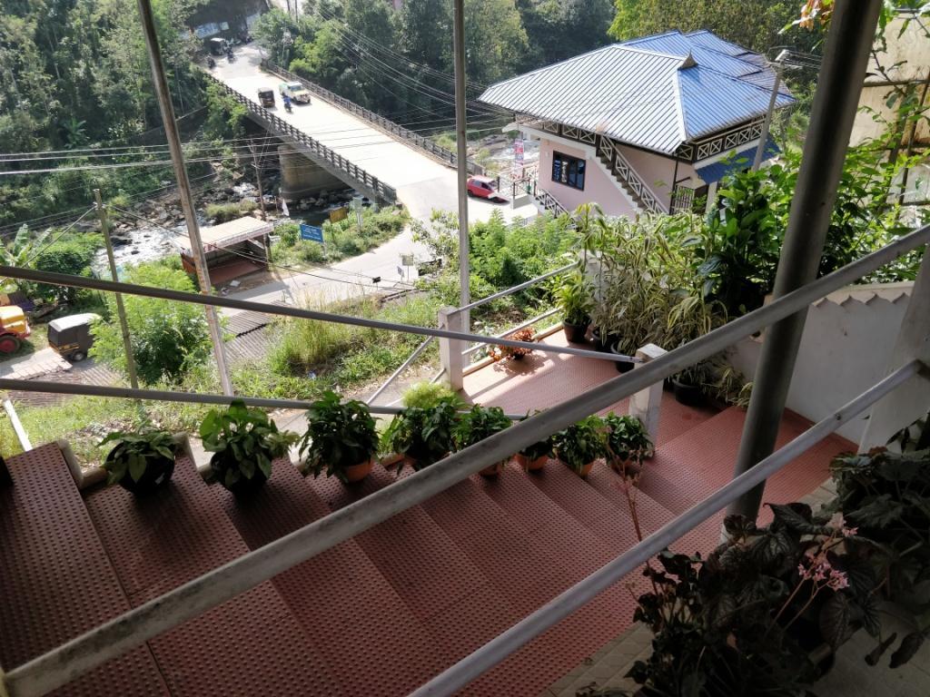 River View Inn Муннар Экстерьер фото
